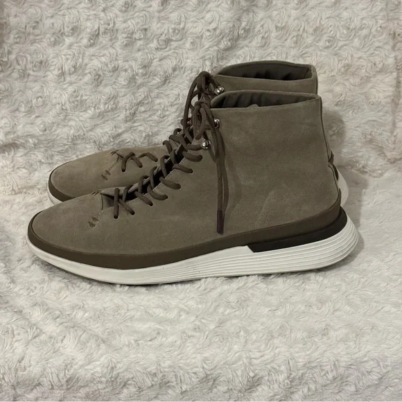Wolf & Shepherd Crossover Hiker Shoes